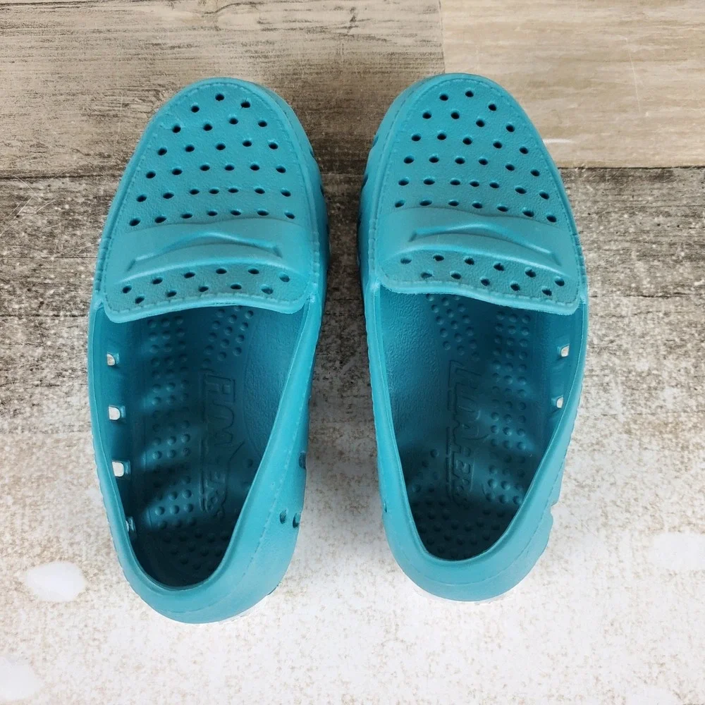 Floafers Prodigy Driver Shoes Kids Sz 8 Bristol Blue Bright White Waterproof